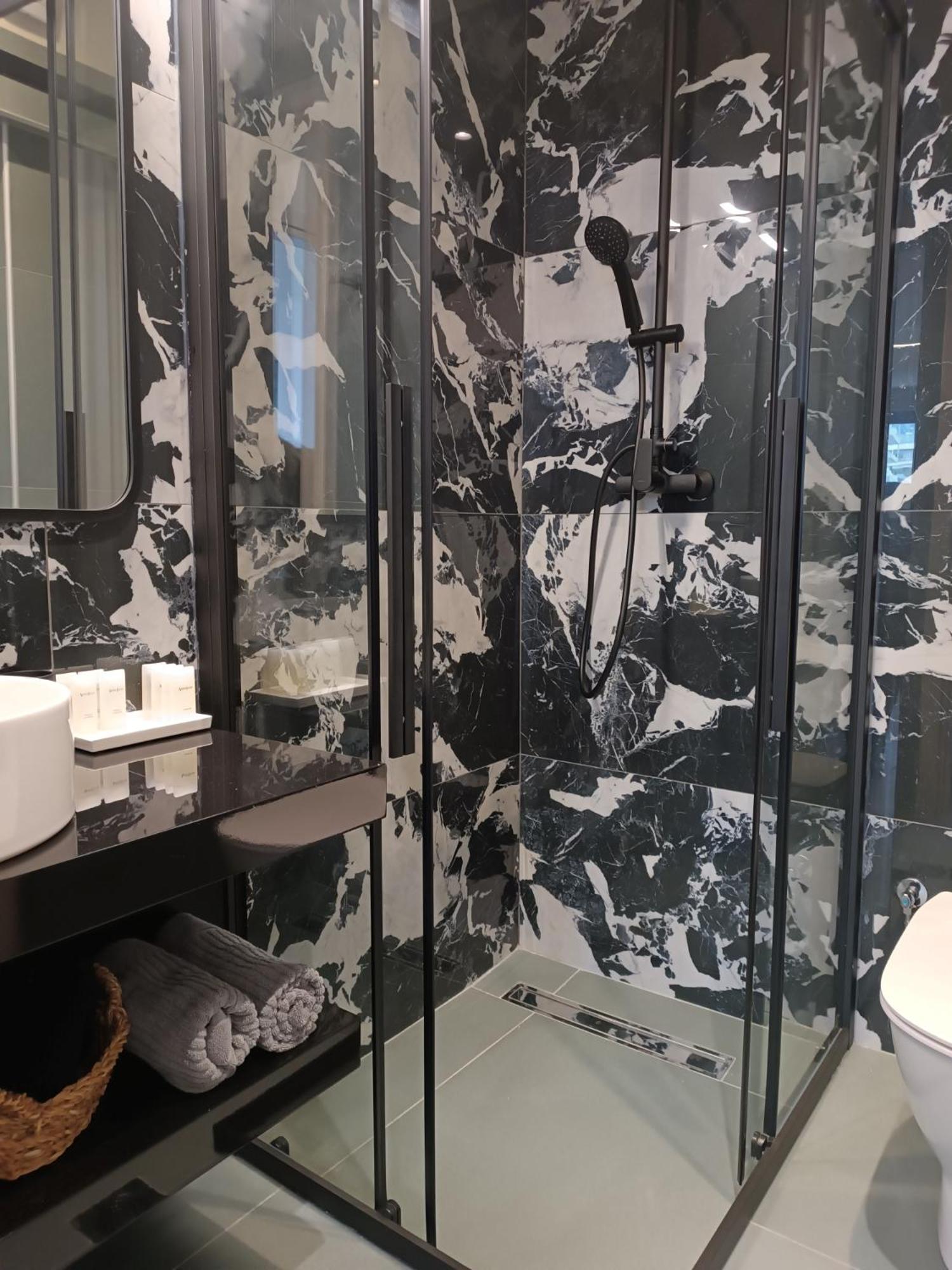 Luaz Suites Volos Exteriör bild