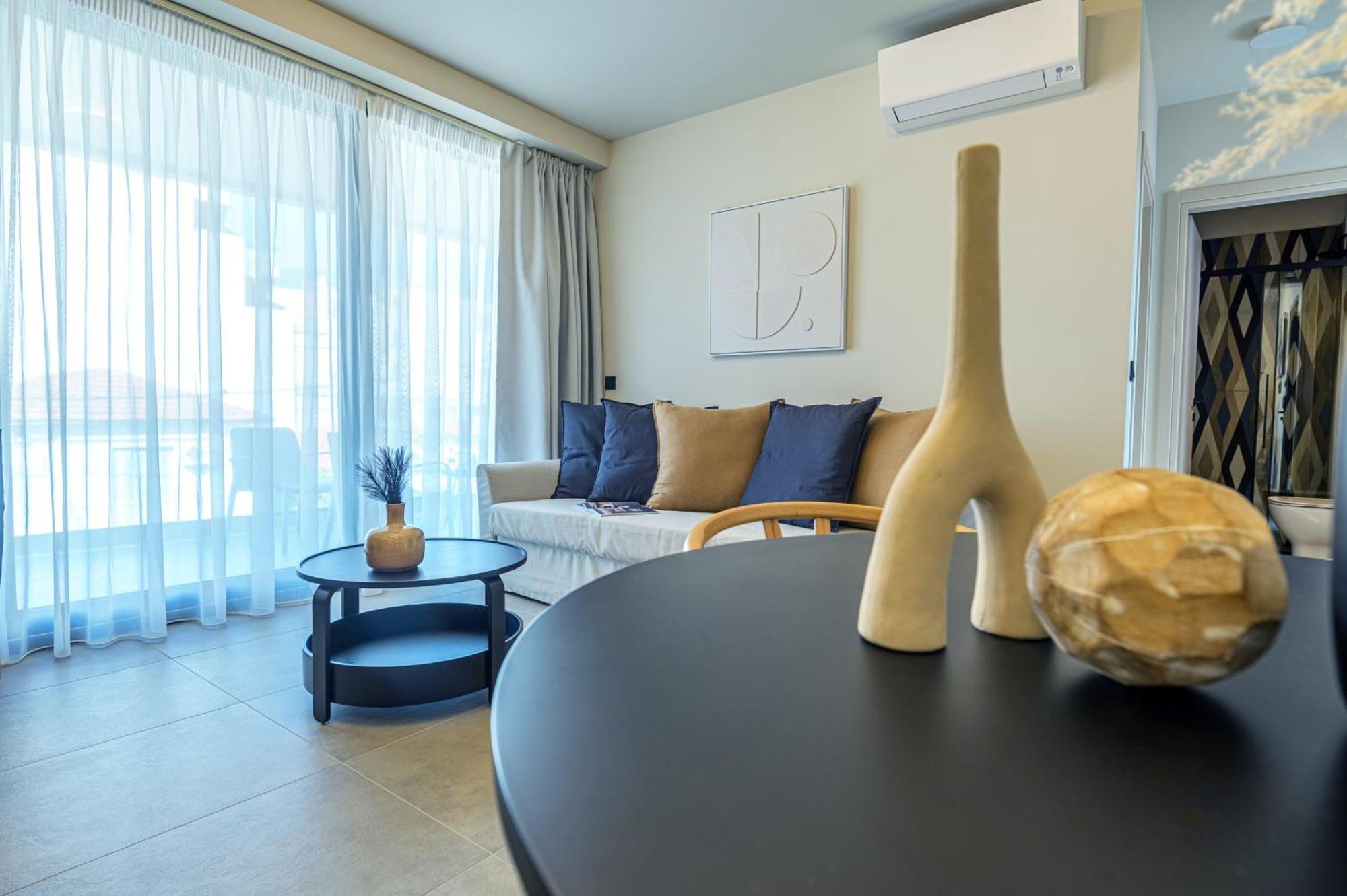 Luaz Suites Volos Exteriör bild